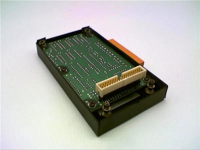 HE800ADC110 VDC邏輯I/O模組 由 HORNER AUTOMATION