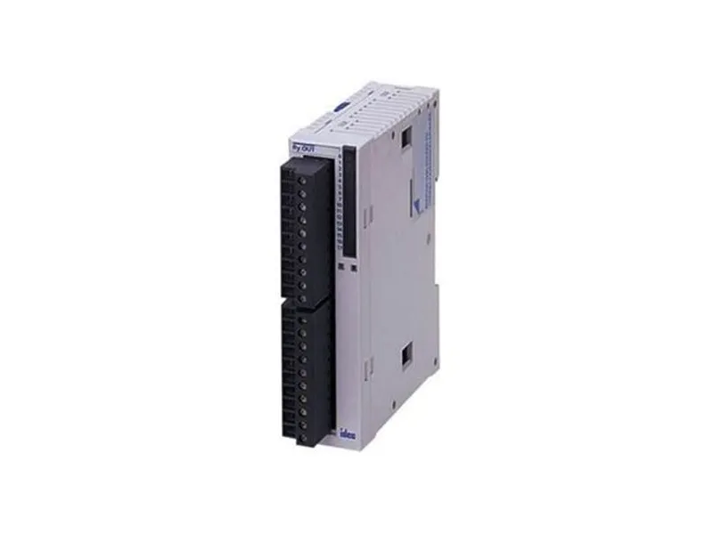 FC4A-R161 PLC Module/Rack bởi IDEC