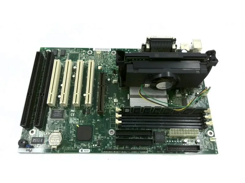 E139761 電腦板卡，INTEL 製造