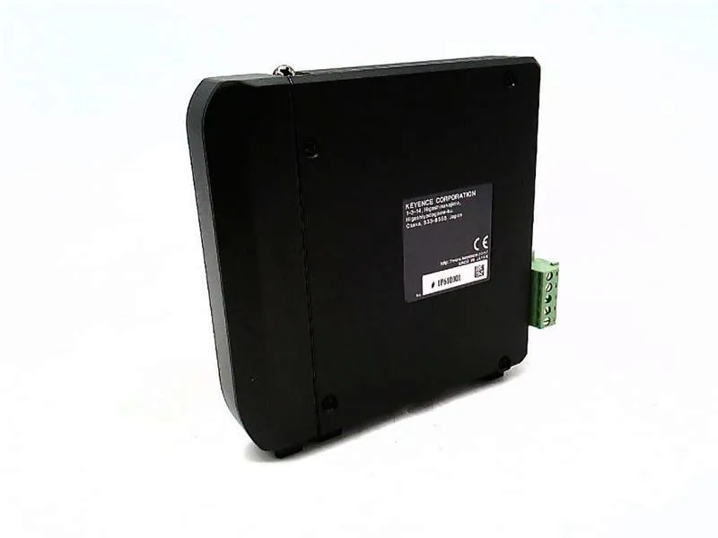 KEYENCE CORP 的 LK-CC100 PLC 模組/機架