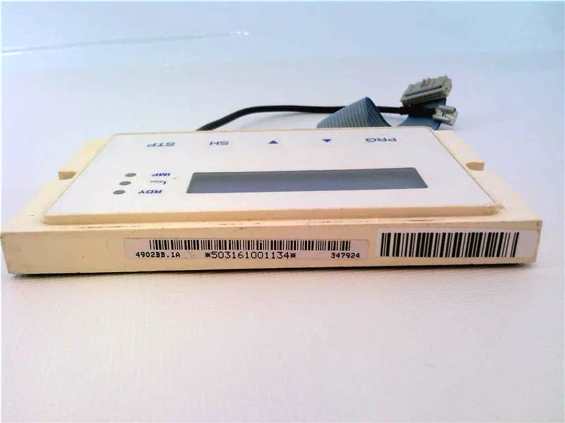 4902BB.1A 工業鍵盤 由 LENZE