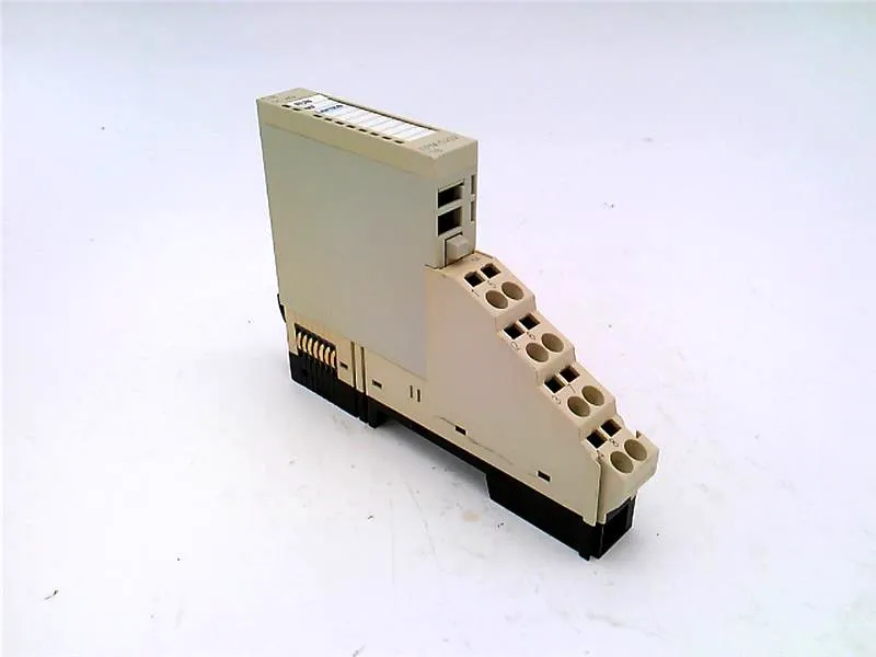 EPM-S202.1B PLC模組/機架 由 LENZE