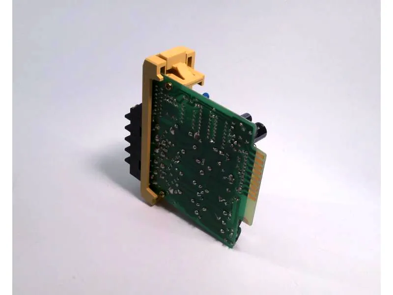 E-01T-4157 PLC-module/rek door MITSUBISHI