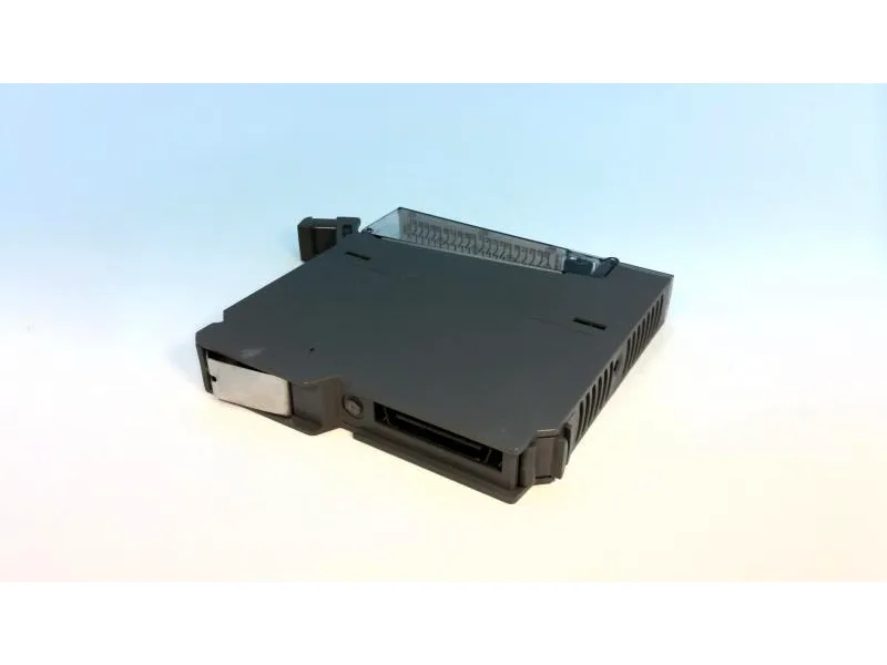 NX1001 PLC-module/rek van MITSUBISHI
