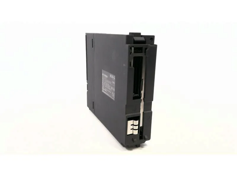 Q26UDEHCPU PLC Module/Rack bởi MITSUBISHI