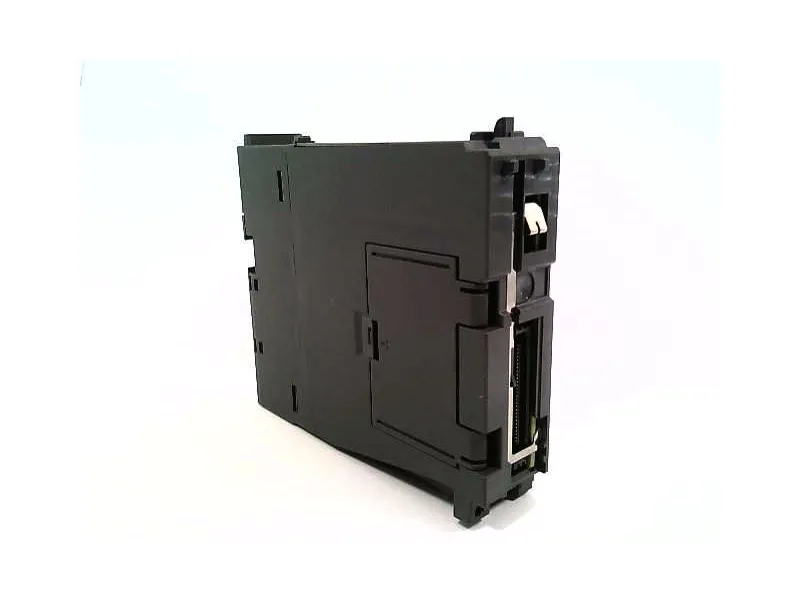 Q26UDVCPU-F42 PLC Module/Rack bởi MITSUBISHI
