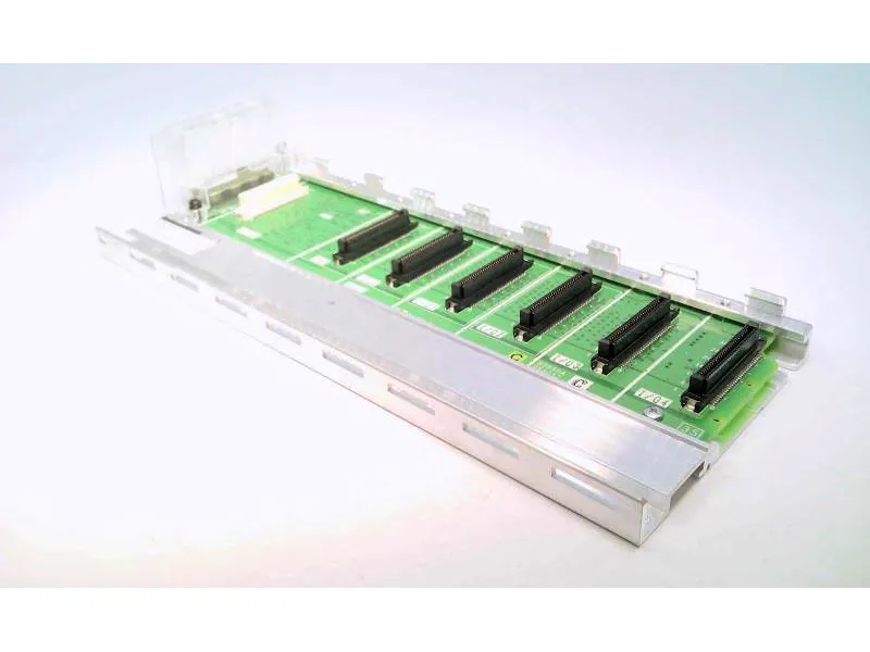 Q35B-E PLC Module/Rack bởi MITSUBISHI