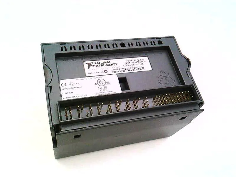 FP-DI-300 PLC-module/rek van NATIONAL INSTRUMENTS