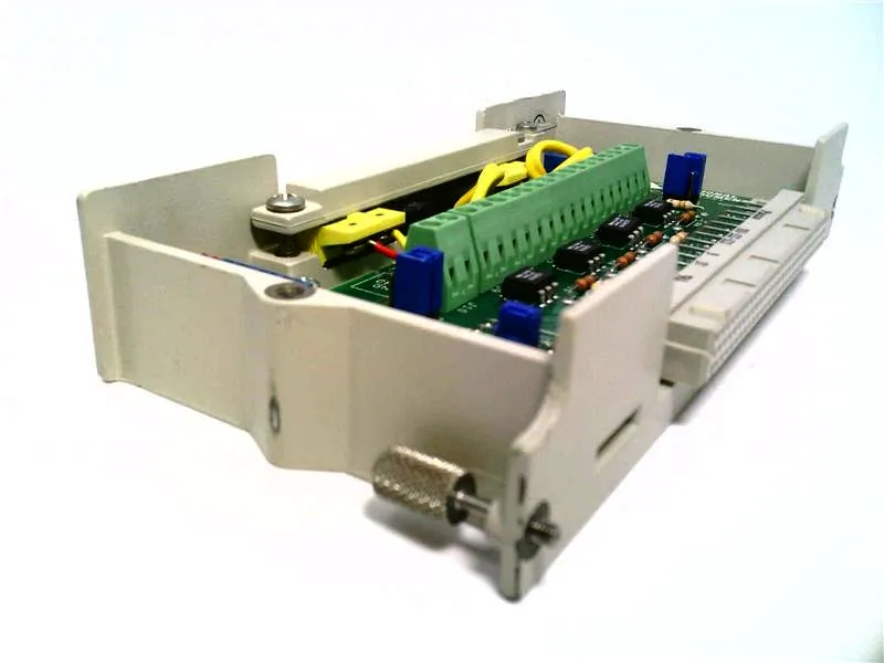 SCXI-1321 PLC-module/rek van NATIONAL INSTRUMENTS