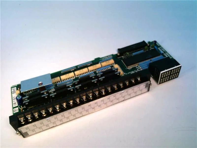 C120-OD412 Mô-đun/Khung PLC của OMRON