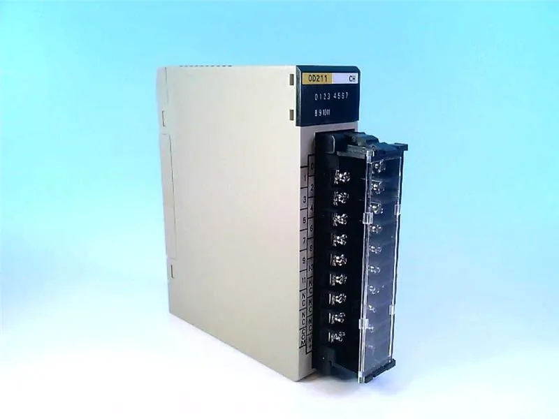 C200H-OD211 PLC-module/rek van OMRON