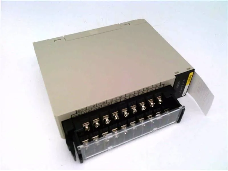 C200H-OD217 PLC-module/rek van OMRON