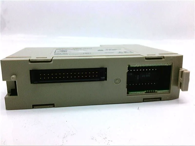 C200H-OD219 PLC-module/rek van OMRON