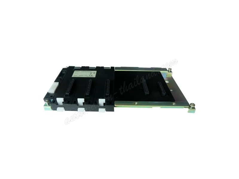 C200HW-BC031 PLC Module/Rack bởi OMRON