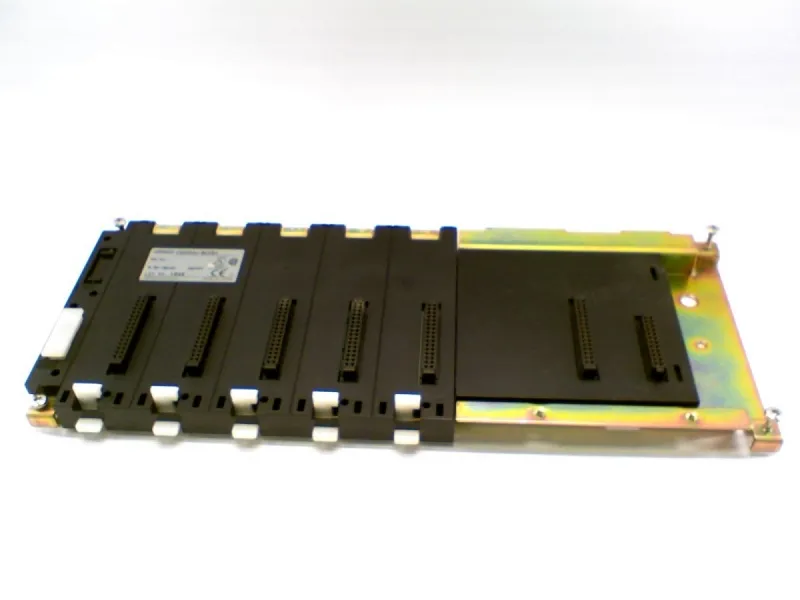 C200HW-BC051 PLC Module/Rack bởi OMRON