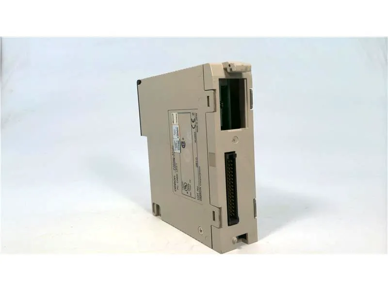 C200HW-PCU01 Mô-đun/Khung PLC của OMRON
