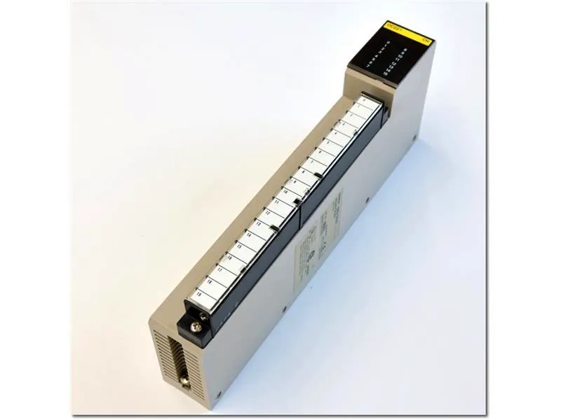 C500-OC221 Mô-đun/Khung PLC của OMRON