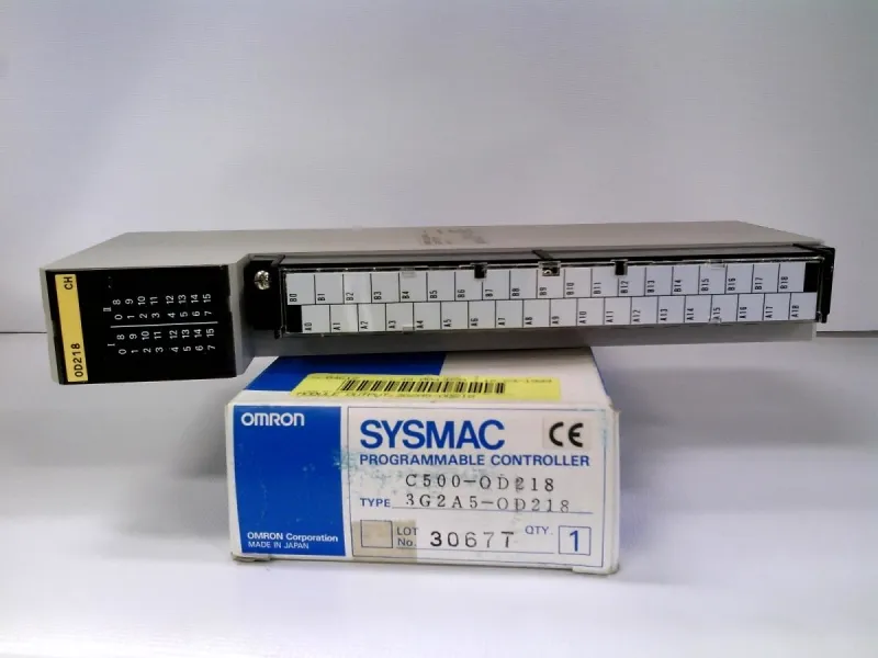 C500-OD218 Mô-đun/Khung PLC của OMRON