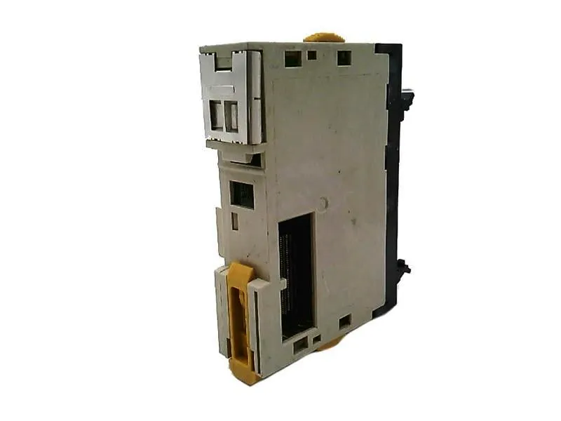 CJ1W-OD233 Mô-đun/Khung PLC của OMRON
