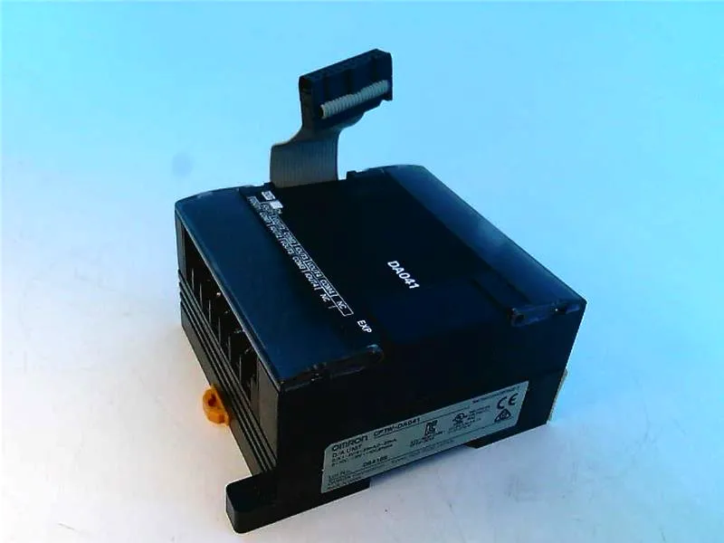CP1W-DA041 Module/khung PLC của OMRON