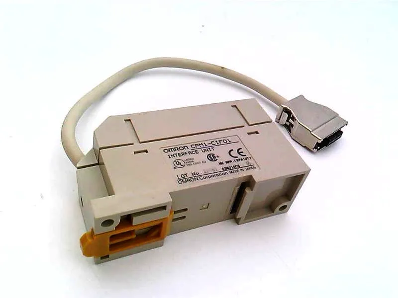 CPM1-CIF01 Module/khung PLC của OMRON