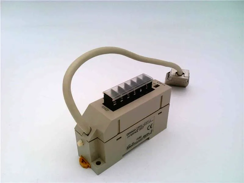 CPM1-CIF11 PLC dạng khối của OMRON