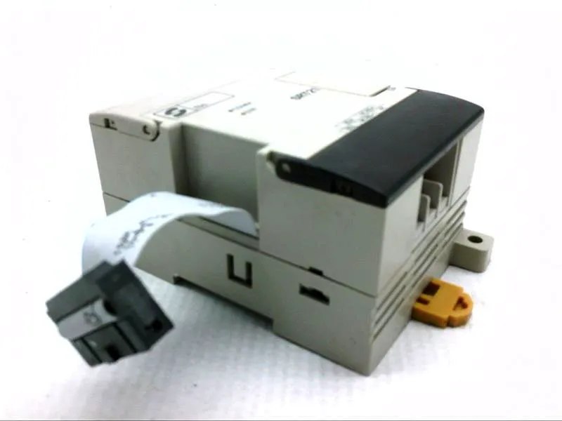 CPM1A-SRT21 Mô-đun/Giá đỡ PLC của OMRON