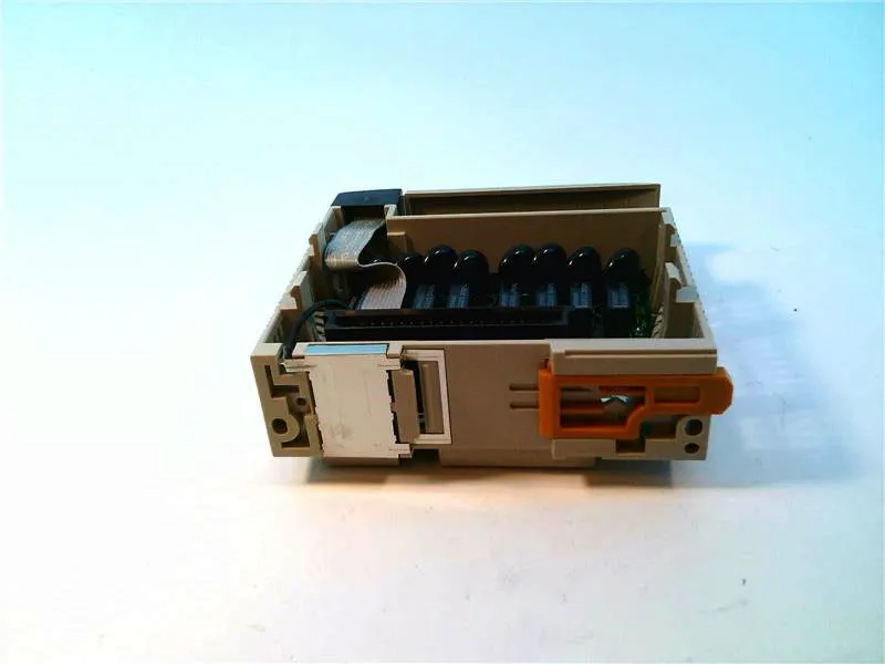 CQM1-OA221 Mô-đun/Khung PLC của OMRON
