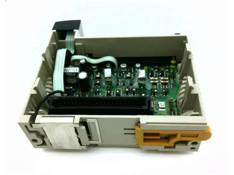 CQM1-TC001 Mô-đun/Giá đỡ PLC của OMRON