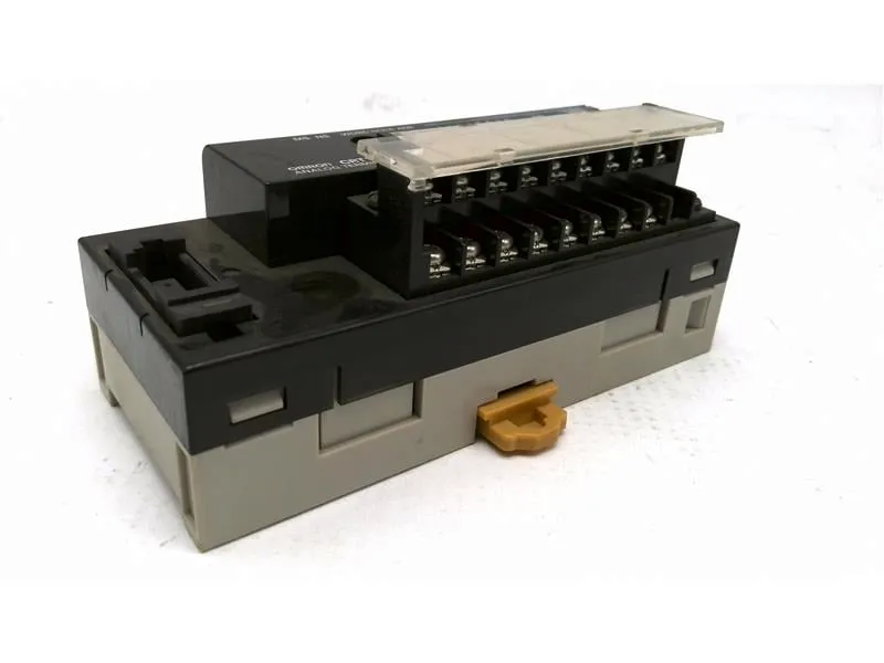 CRT1-AD04 Mô-đun/Giá đỡ PLC của OMRON