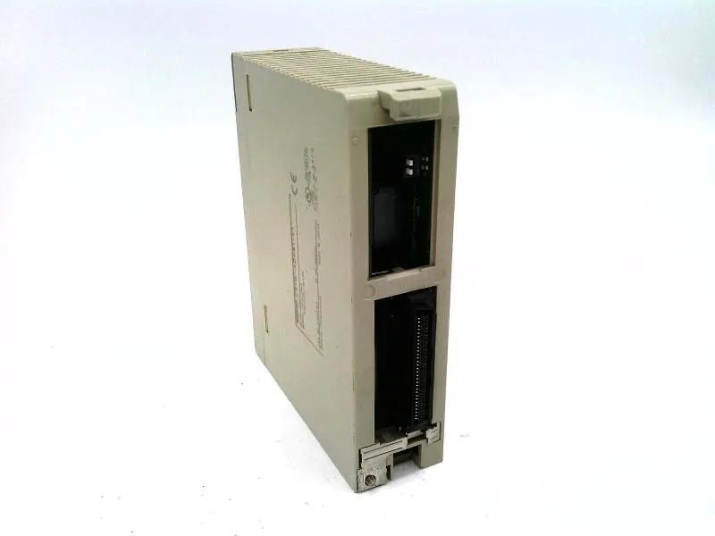 Module/khung PLC CS1W-AD081-V1 của OMRON