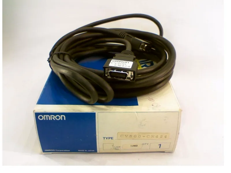 CV500-CN424 Mô-đun/Khung PLC của OMRON