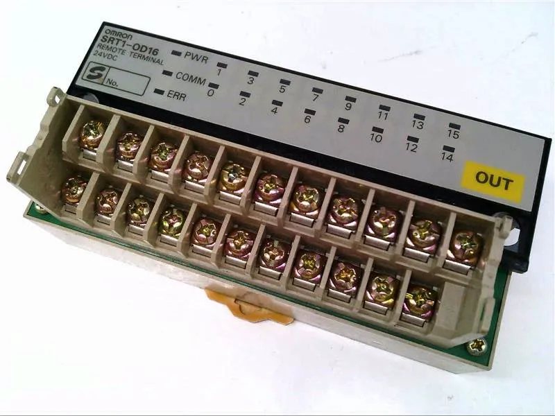 SRT1-OD16 VDC logische I/O-module van OMRON