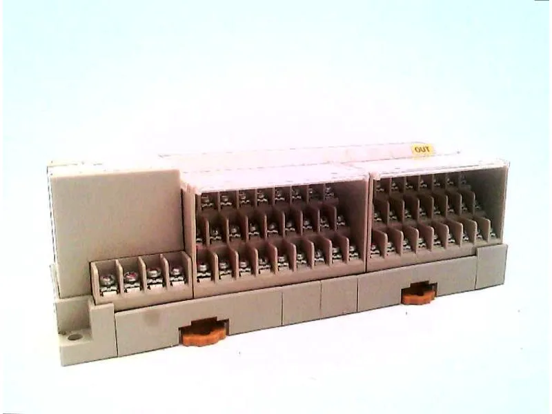 SRT2-OD16T PLC-module/rek van OMRON