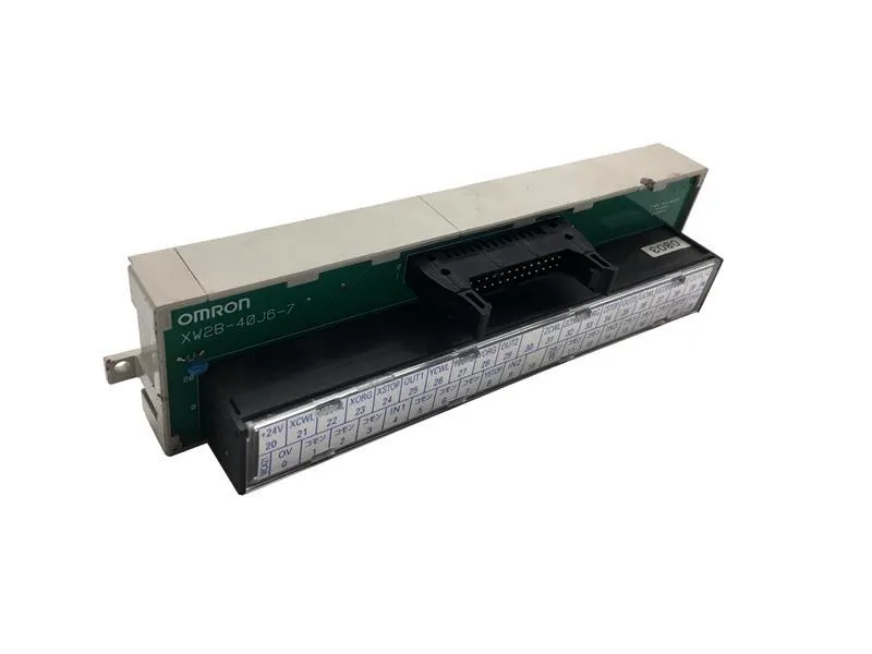 XW2B-40J6-7 PLC-programmeerterminal van OMRON