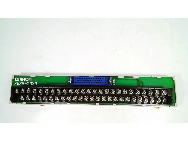 XW2B-50X5 PLC-programmeerterminal van OMRON
