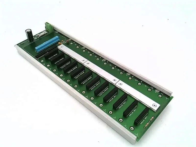 SNAP-B12M PLC-module/rek van OPTO 22