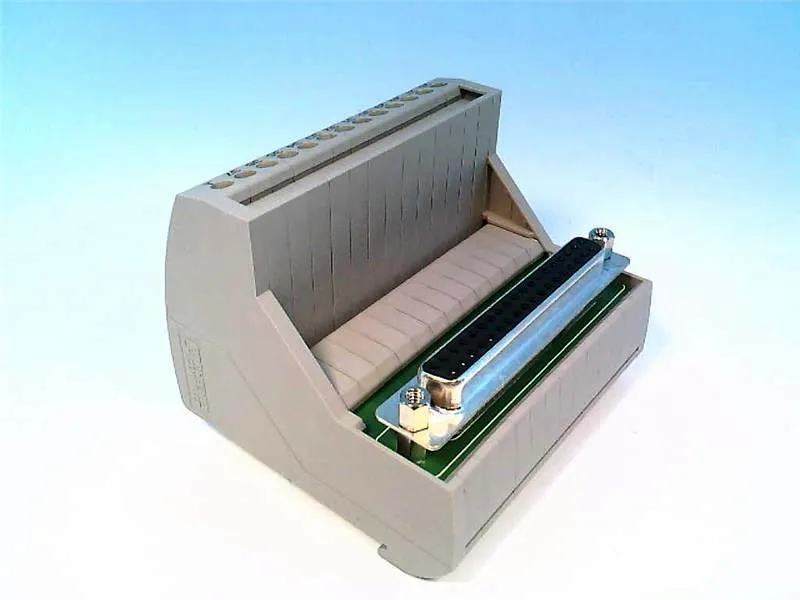 VIP-3/SC/D37SUB/F PLC-module/rek van PHOENIX CONTACT