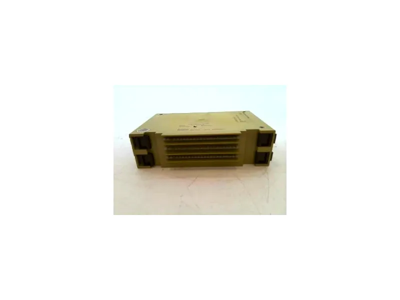 C-P8-ZE-4U-S PLC-module/rek door PILZ