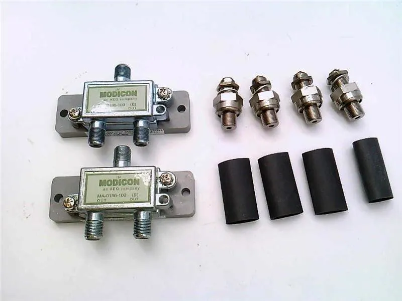 140CHS32000 PLC模組/機架 by MODICON