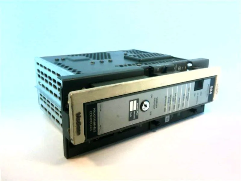PC-L984-785 PLC-module/rek van MODICON