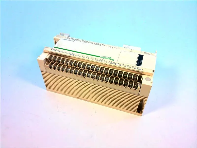 TM218LDA40DRPHN PLC-module/rek van MODICON
