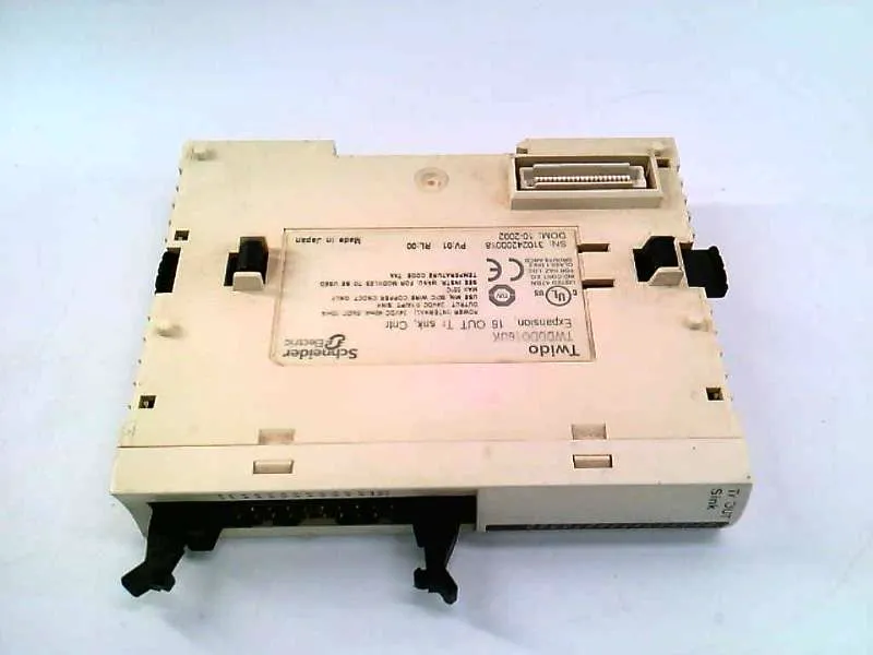 TWDDDO16UK 一體式 PLC by MODICON