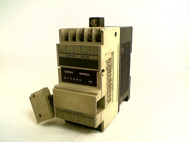 TSX-DSF-635 PLC模組/機架  TELEMECANIQUE