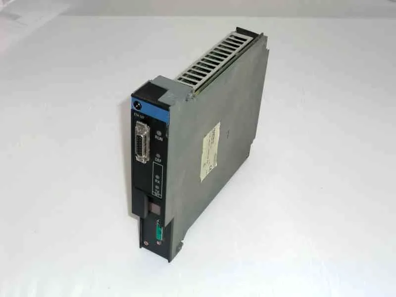 TSXETH107 PLC-module/rek van TELEMECANIQUE