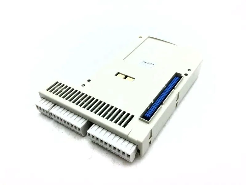 VW3-A66202A VDC-logica-I/O-module van TELEMECANIQUE