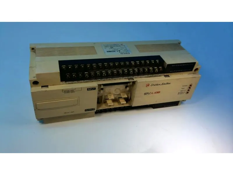 A1-40MR 磚型PLC 由 SHIHLIN