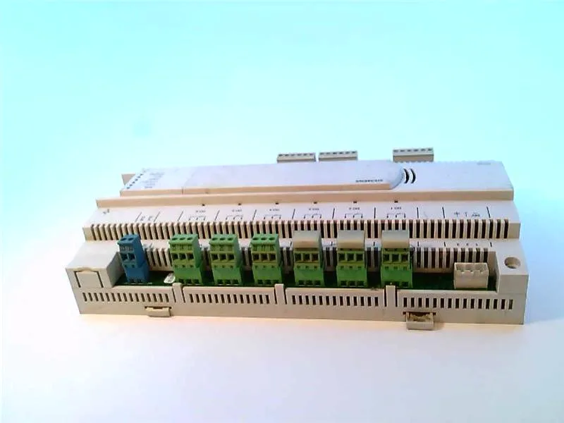 PXC22.D PLC-module/rek van LANDIS & GYR