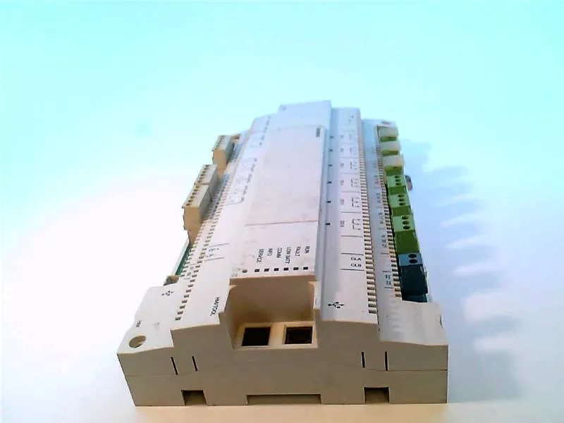 PXC22.D PLC-module/rek van LANDIS & GYR