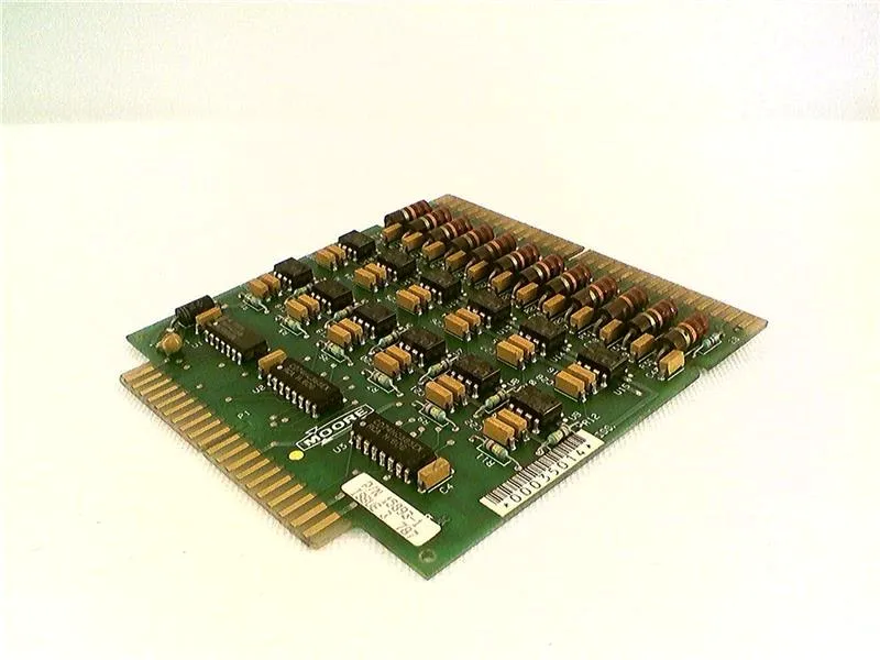 15893-1-3 PC-boardcomputer van MOORE PRODUCTS